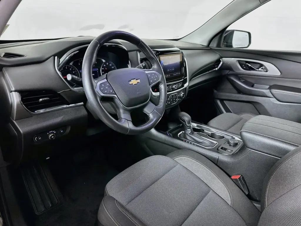 Chevrolet Traverse 2021 4x4 LT Tela 4dr SUV con 1LT