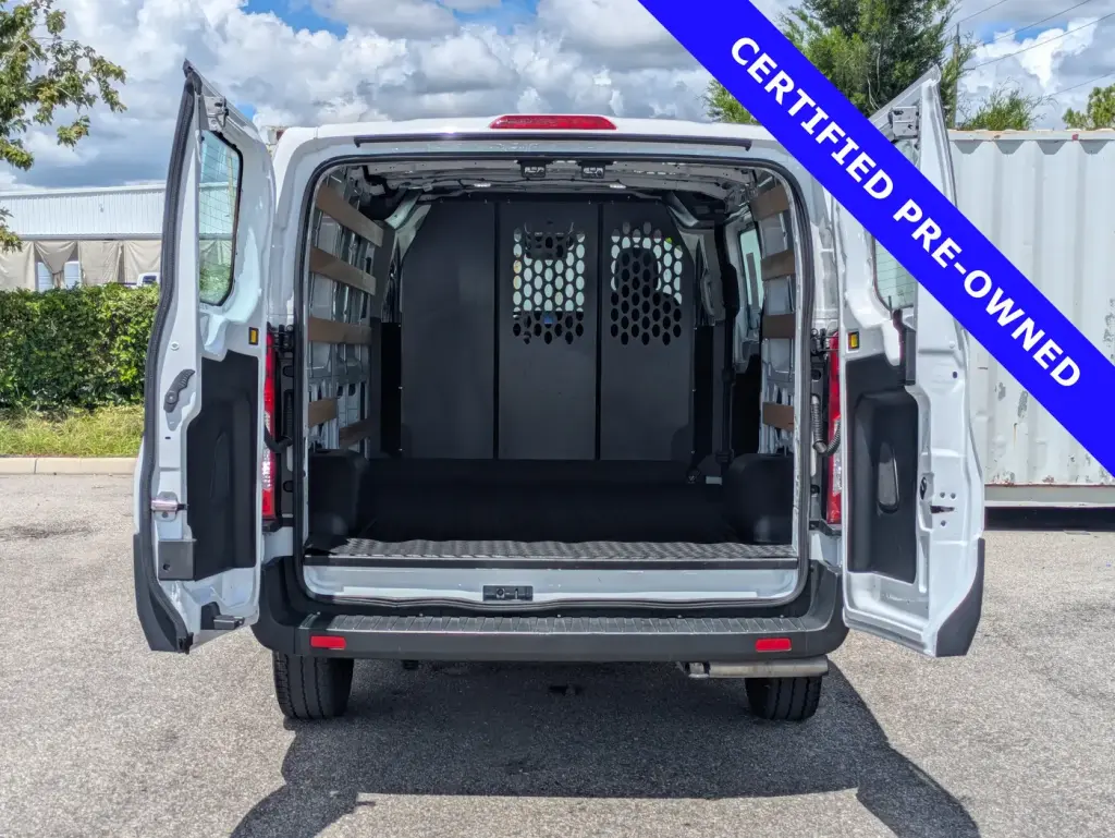 Ford Transit 2025 250 3 puertas LWB Techo Bajo Furgón de Carga