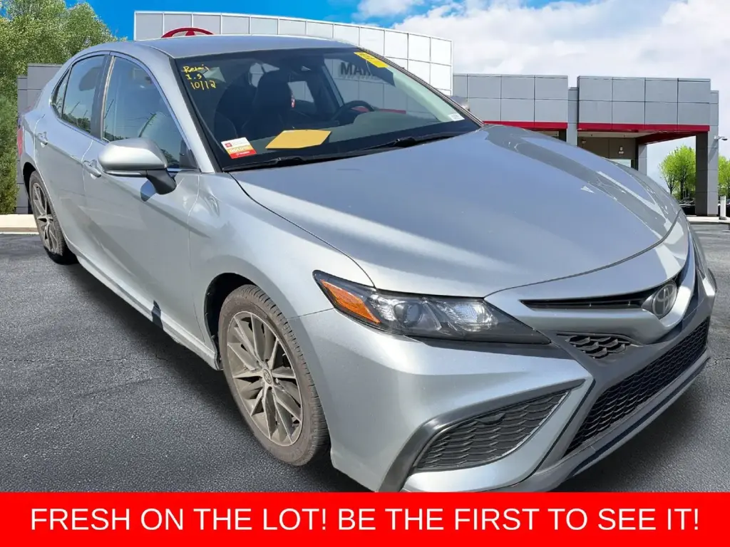 Toyota Camry 2023 SE 4dr Sedán