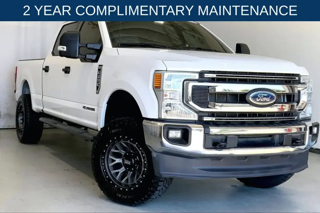 Ford F-250 Super Duty 2022 4x4 XLT 4dr Crew Cab 6.8 ft. SB Pickup