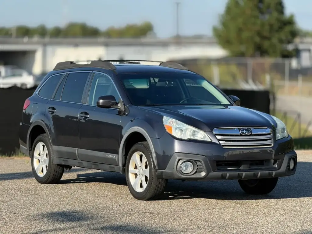 Subaru Outback 2013 AWD 2.5i Premium de 4 puertas, vagoneta, transmisión variable continua (CVT)