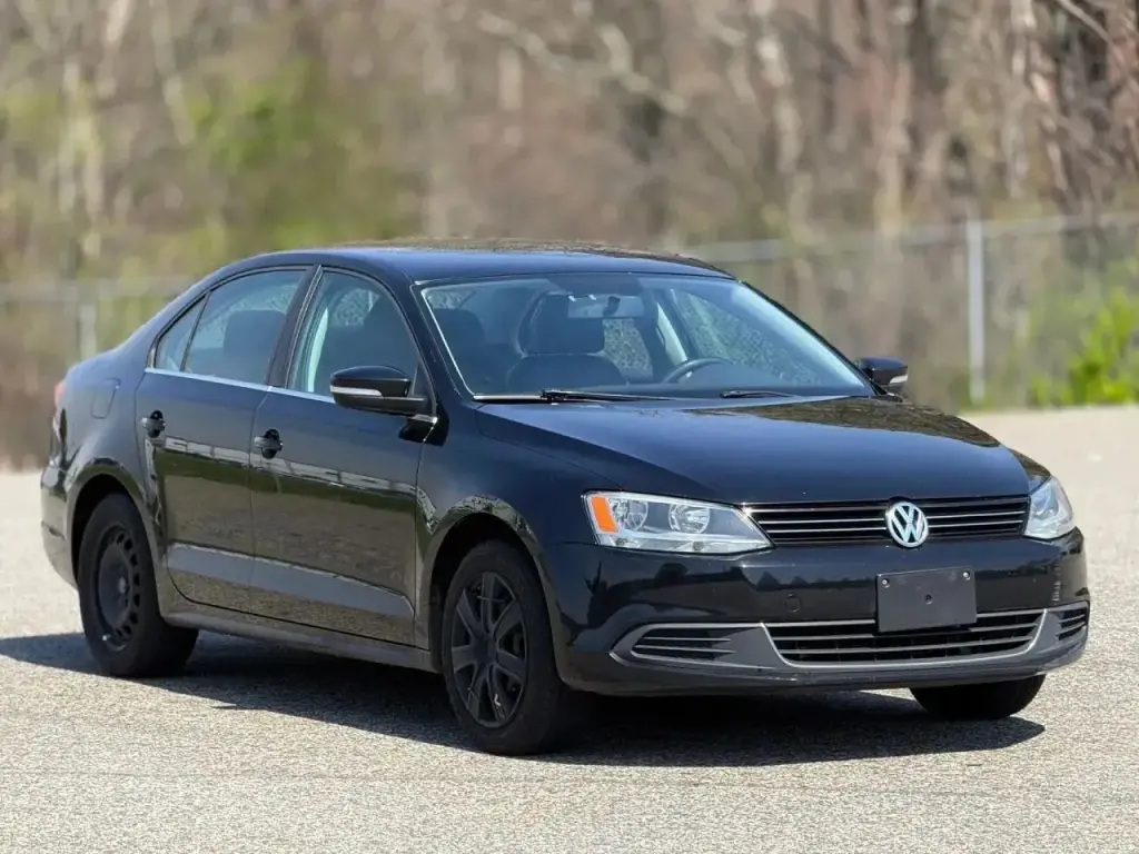 Volkswagen Jetta 2013 SE PZEV Sedán de 4 puertas 6A