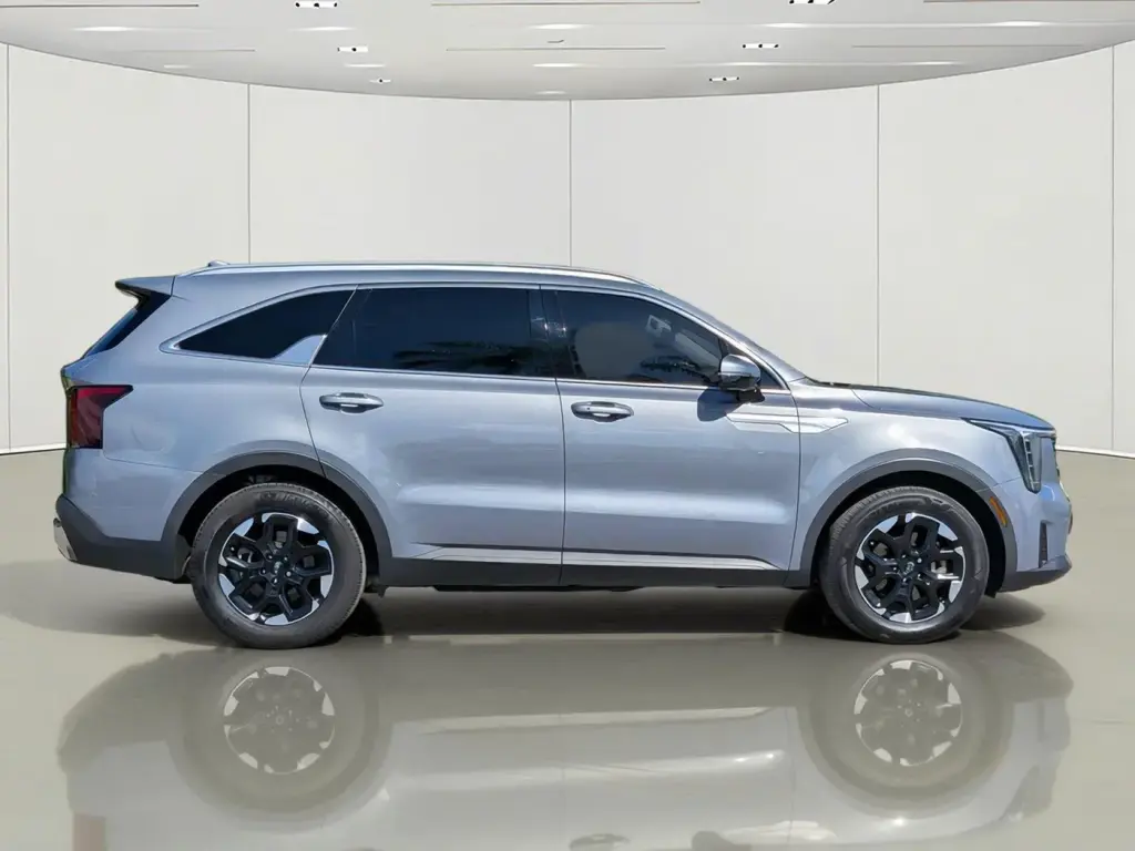 Kia Sorento 2024 S 4dr SUV
