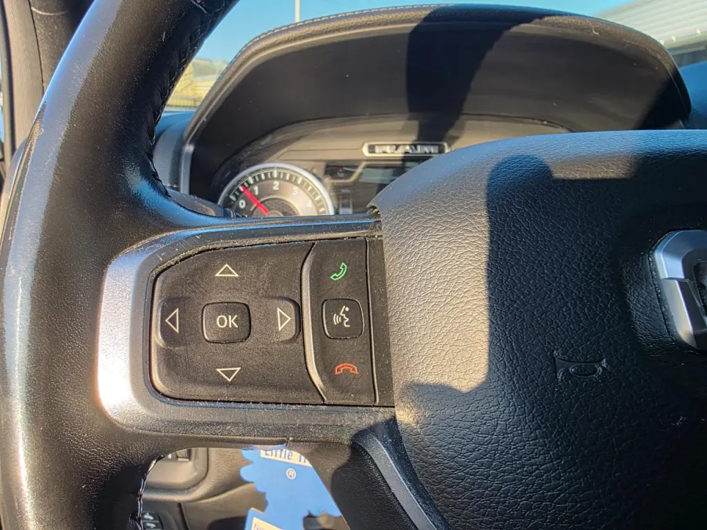 2021 RAM 1500 Laramie Crew Cab SWB 4WD