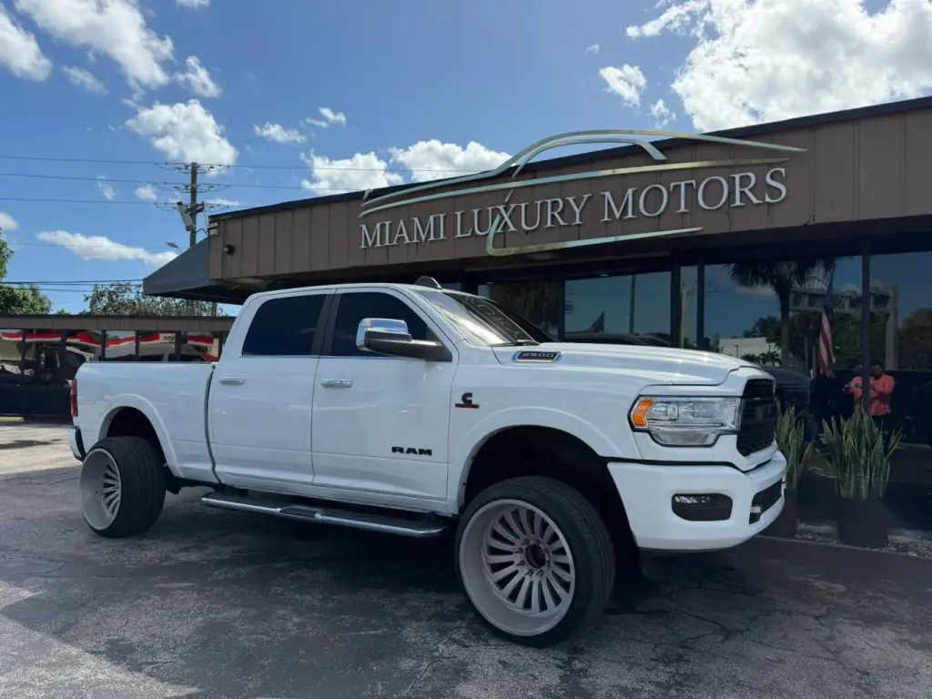 2022 Ram 2500 CREW CAB