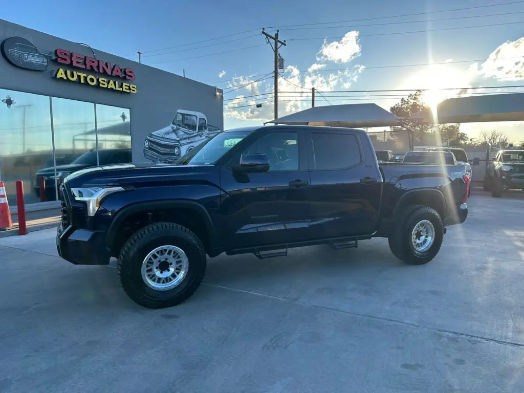 2022 TOYOTA TUNDRA CREWMAX