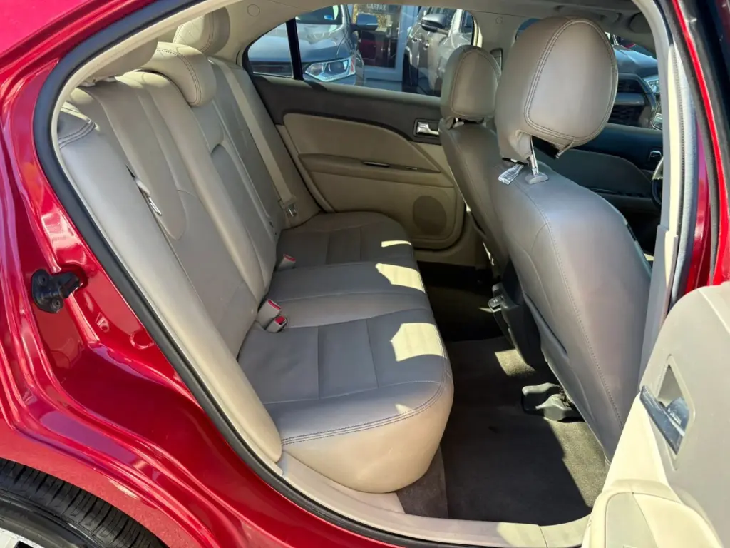 2012 Ford FUSION