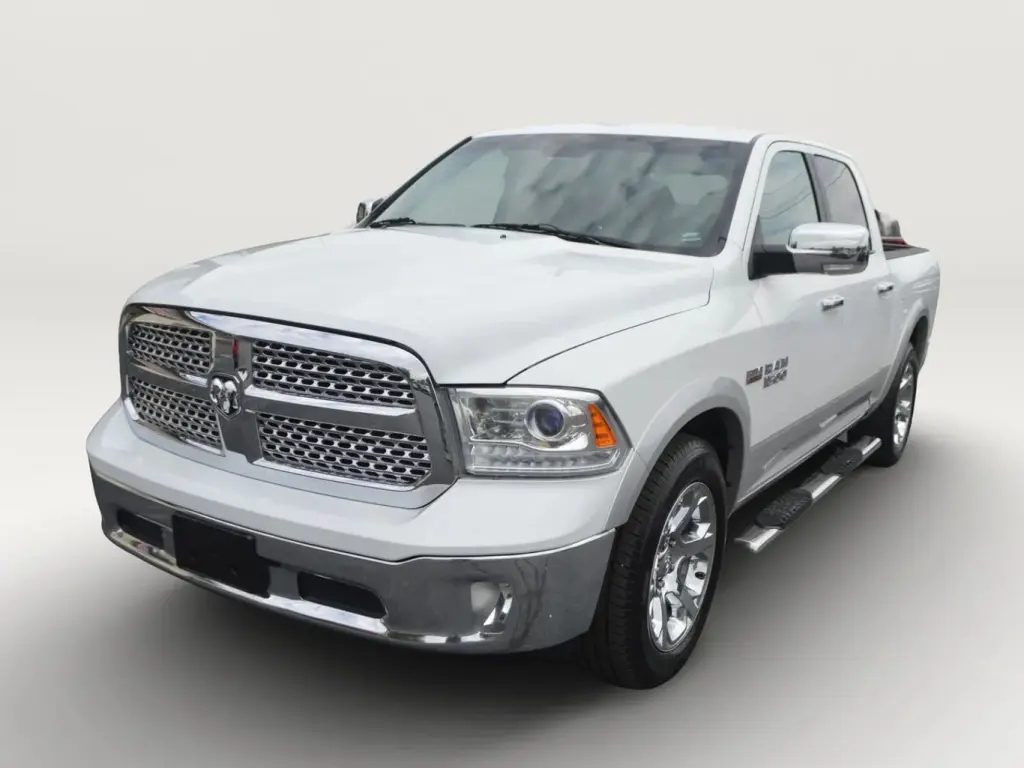 2014 Ram 1500 CREW CAB