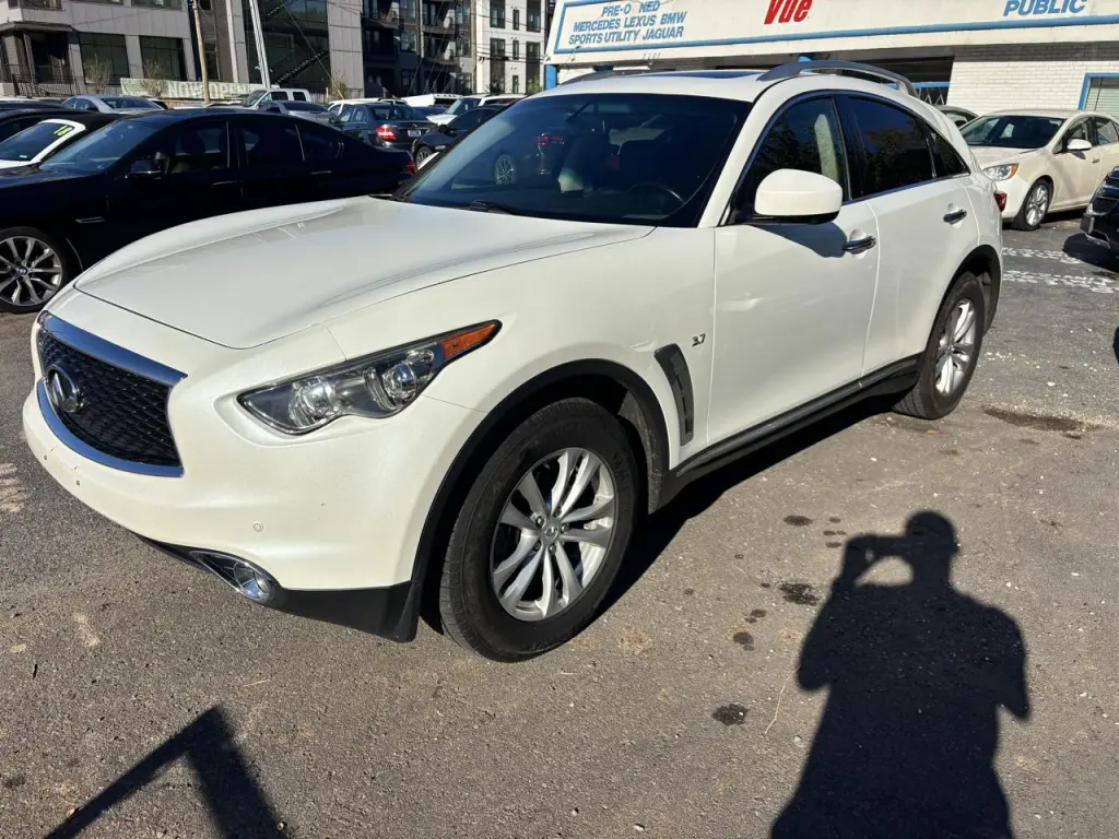 2017 Infiniti QX70 Base AWD