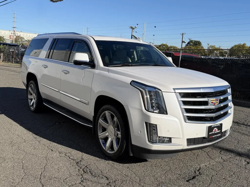 2019 Cadillac Escalade ESV 4WD 4dr Premium Luxury