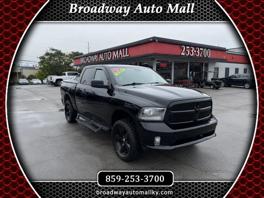 2014 RAM 1500 4WD Crew Cab 140.5" Express