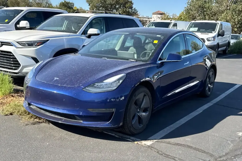 Tesla Model 3 2019 Alcance Medio 4dr Fastback