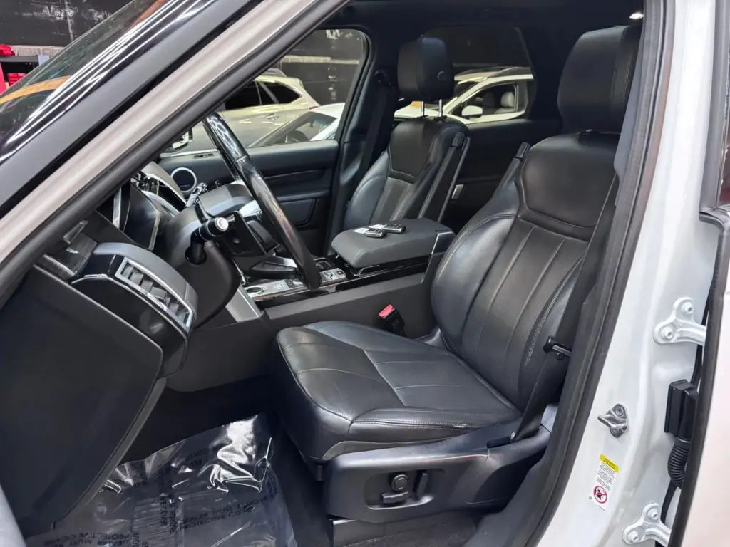 2017 LAND ROVER DISCOVERY