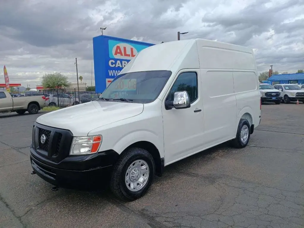 2021 Nissan NV3500 HD CARGO