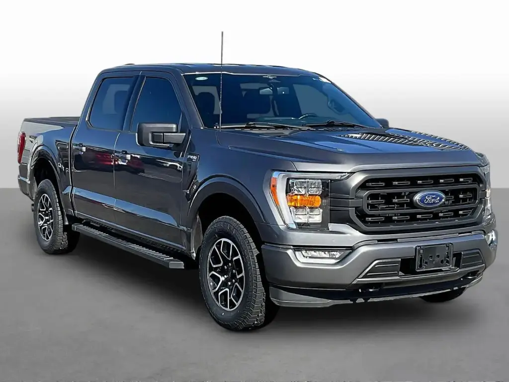 Ford F-150 2023 4x4 XLT 4dr SuperCrew 5.5 ft. SB