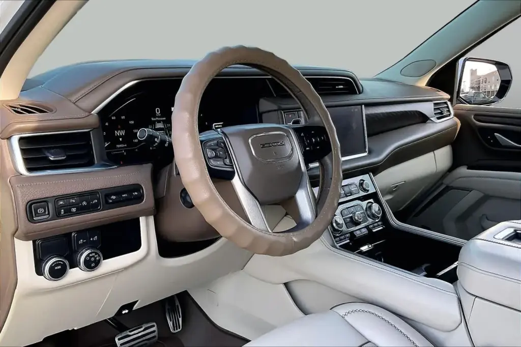 GMC Yukon XL 2022 4x2 Denali 4puertas SUV