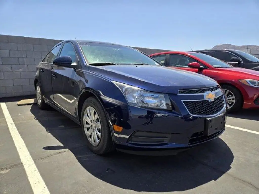Chevrolet Cruze 2011 LT 4dr Sedan w/1LT
