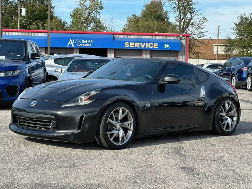 2011 NISSAN 370Z