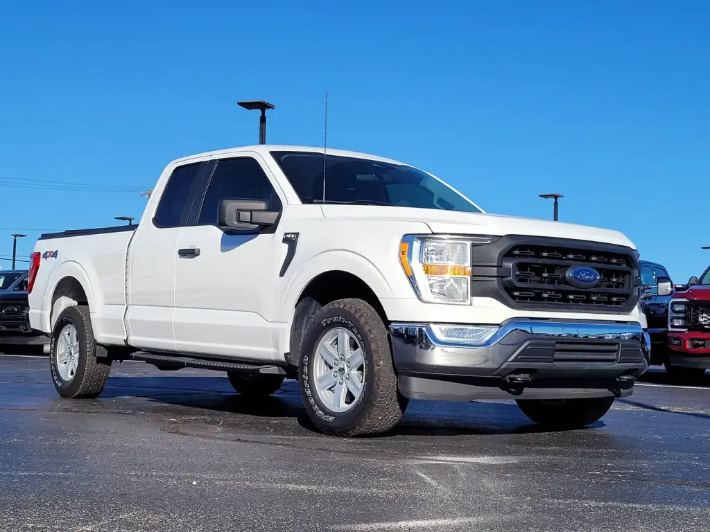 Ford F-150 2022 4x4 XL 4dr SuperCab 6.5 ft. SB