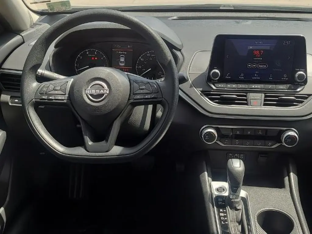 Nissan Altima 2025 2.5 S 4dr Sedan
