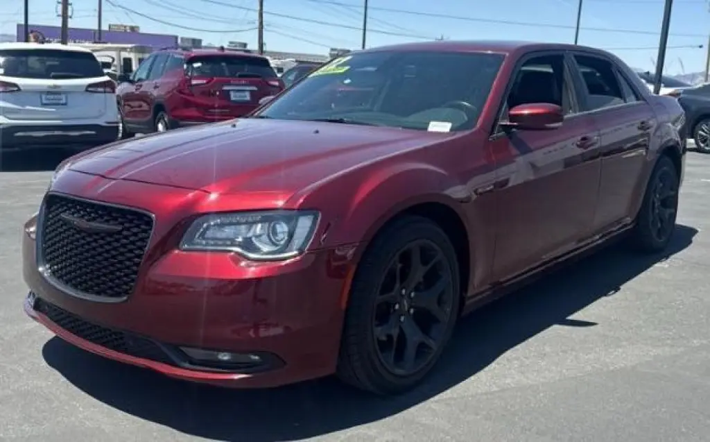 Chrysler 300 2022 S V6 4dr Sedan