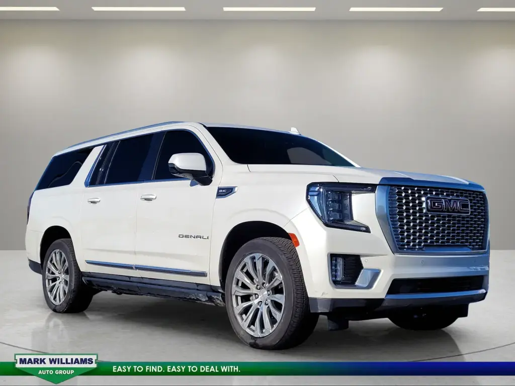GMC Yukon XL 2022 4x4 Denali SUV de 4 puertas