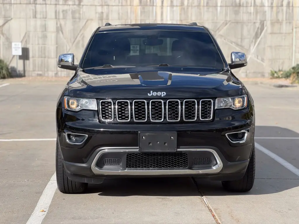 2020 Jeep GRAND CHEROKEE