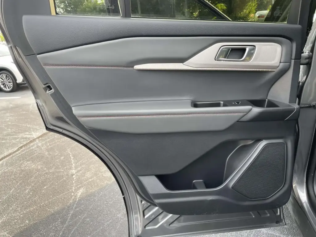 Ford Explorer 2025 AWD Active 4p SUV