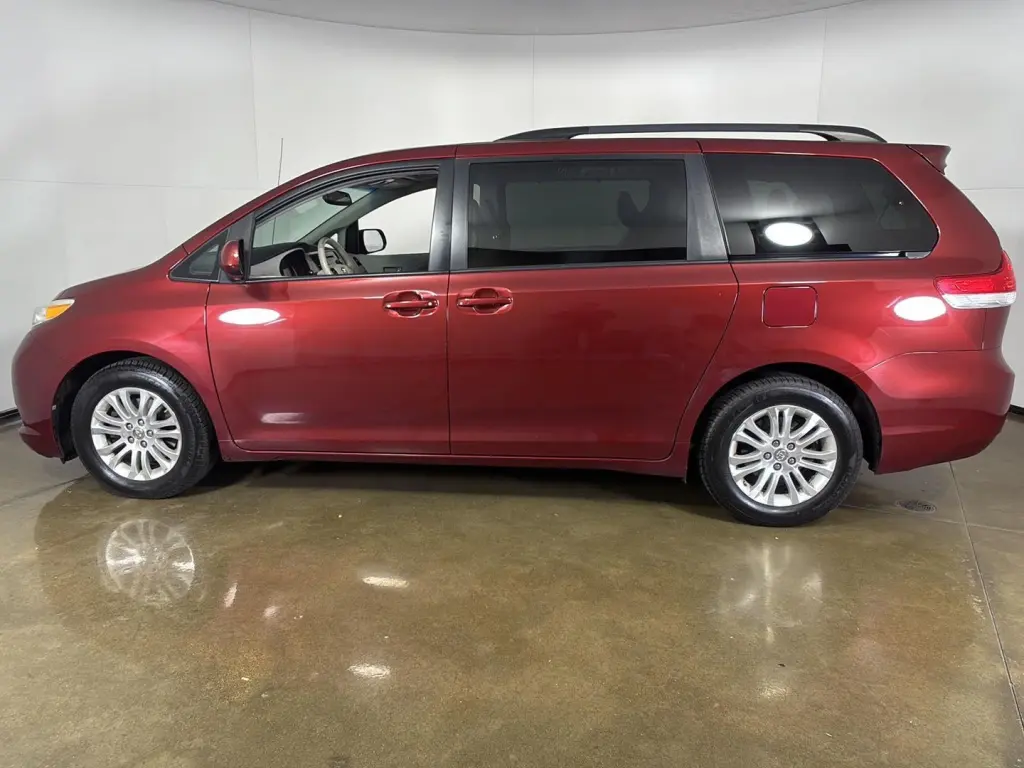 2014 Toyota Sienna