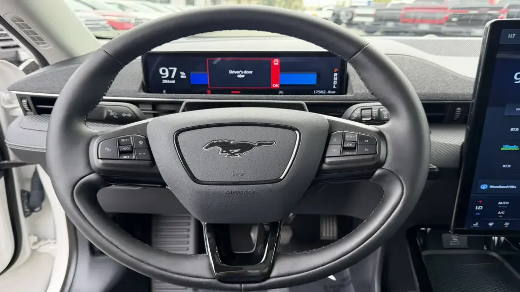 Ford Mustang Mach-E 2023 Premium 4dr SUV
