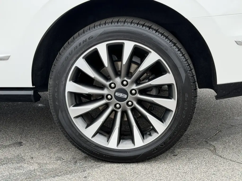 Lincoln Navigator 2021 4x2 Reserve 4dr SUV