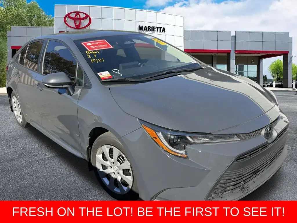 Toyota Corolla 2025 LE sedán 4 puertas