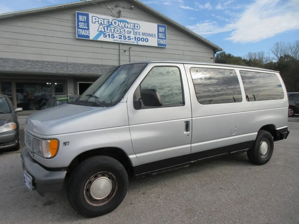 2002 Ford E-Series