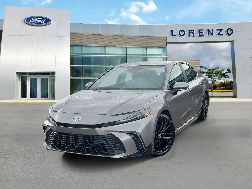 Toyota Camry 2025 SE 4dr Sedán