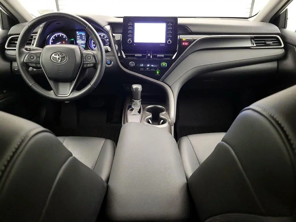 Toyota Camry 2021 SE 4dr Sedan