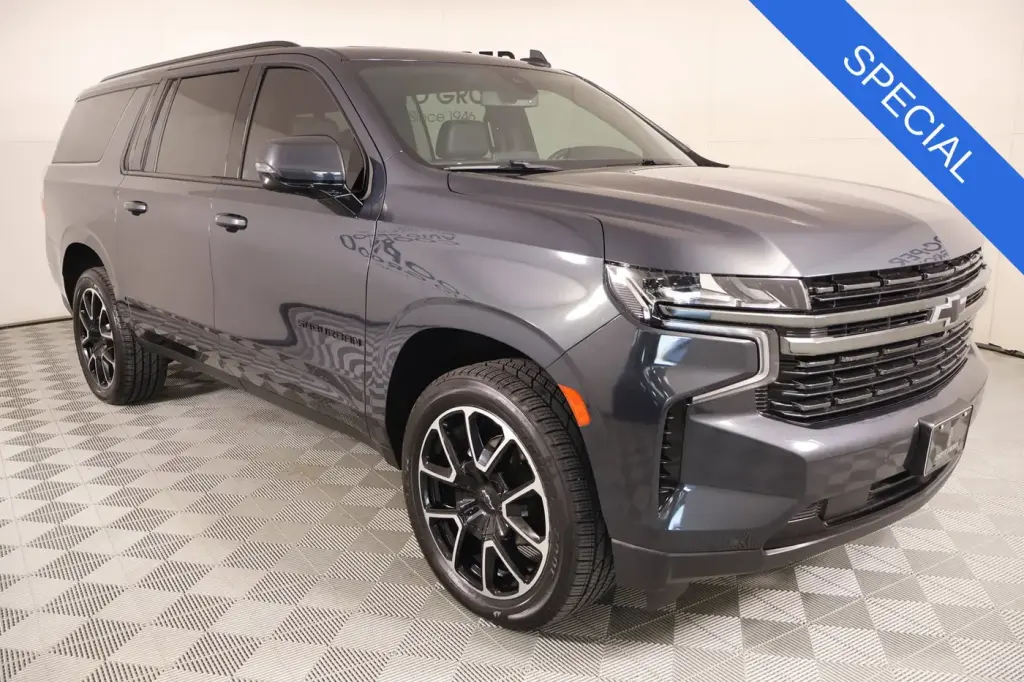 Chevrolet Suburban 2022 4x4 RST 4dr SUV