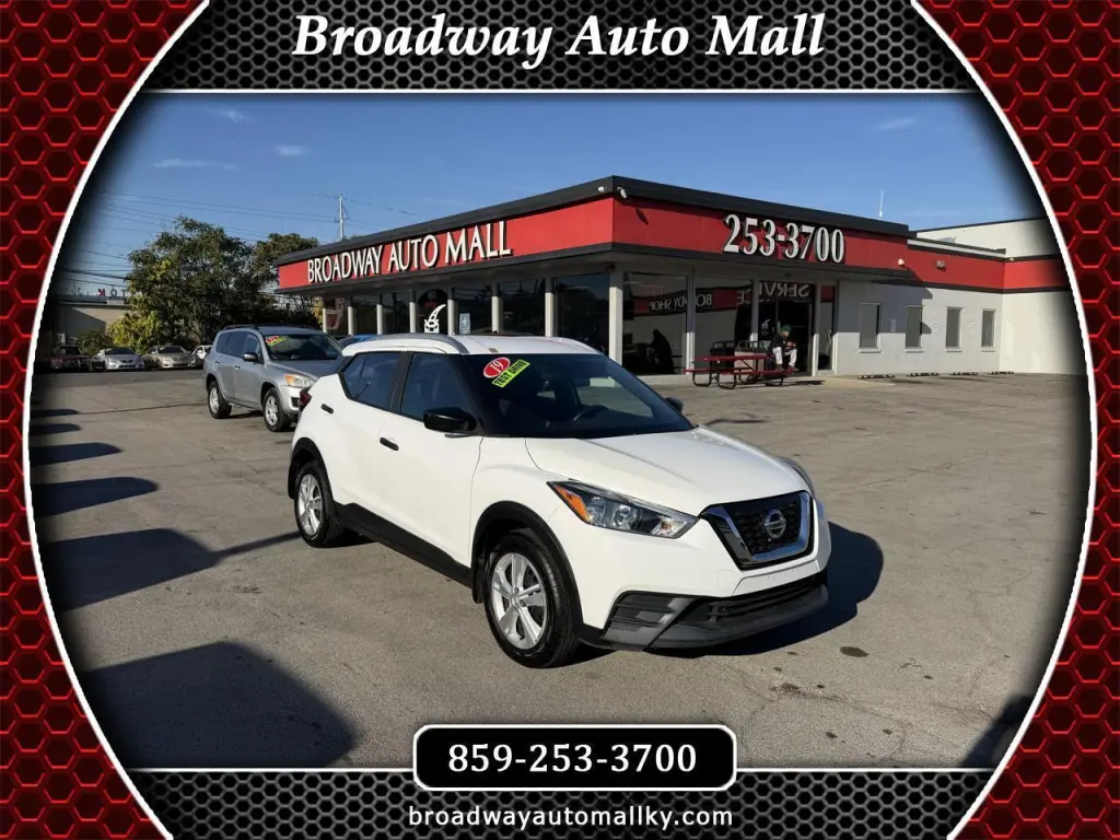 2019 Nissan Kicks S
