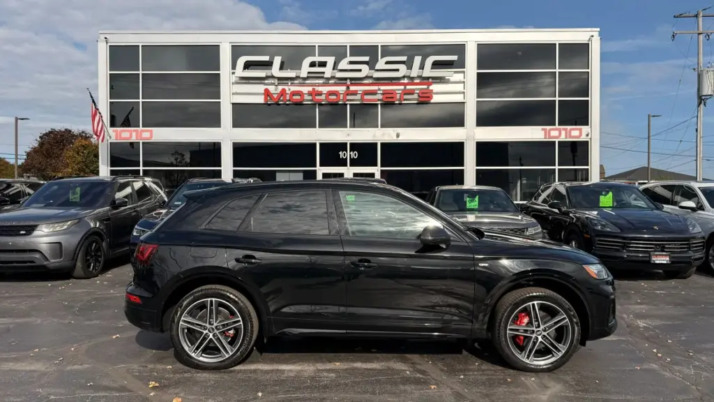 2022 AUDI Q5