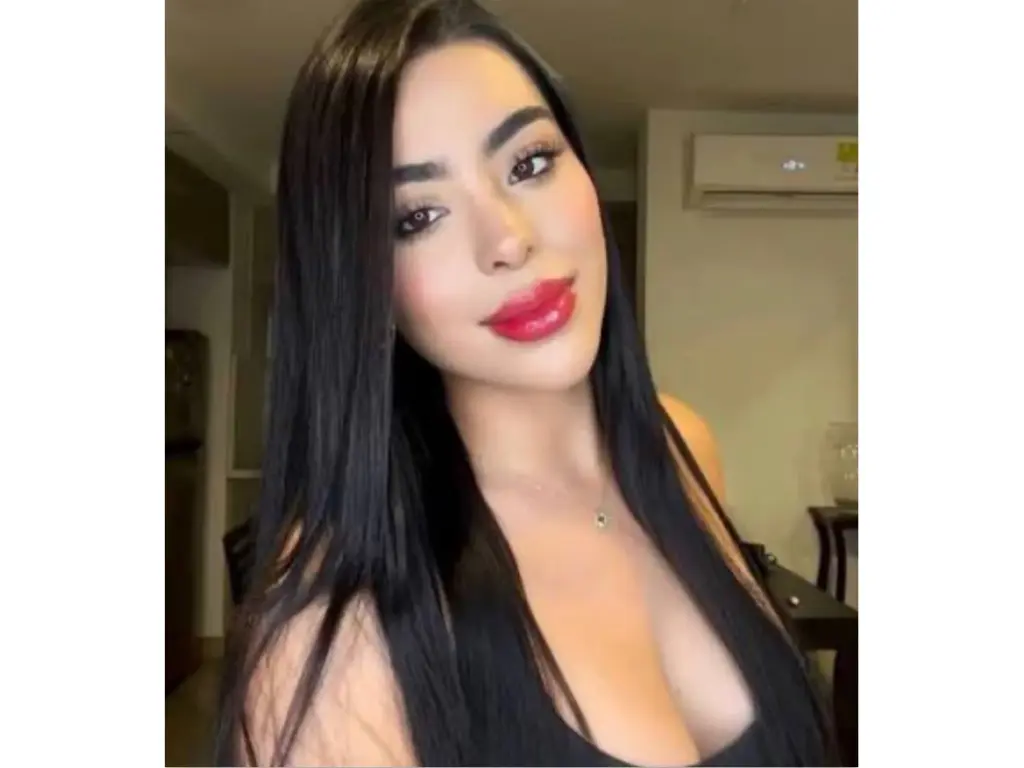818-287-9911, COLOMBIANA BUSCANDO CHICO, ❤️❤️❤️EN VAN NUYS👄👄👄