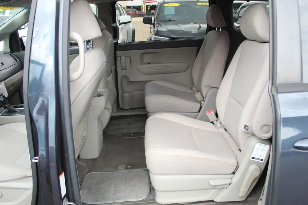 2016 Kia SEDONA