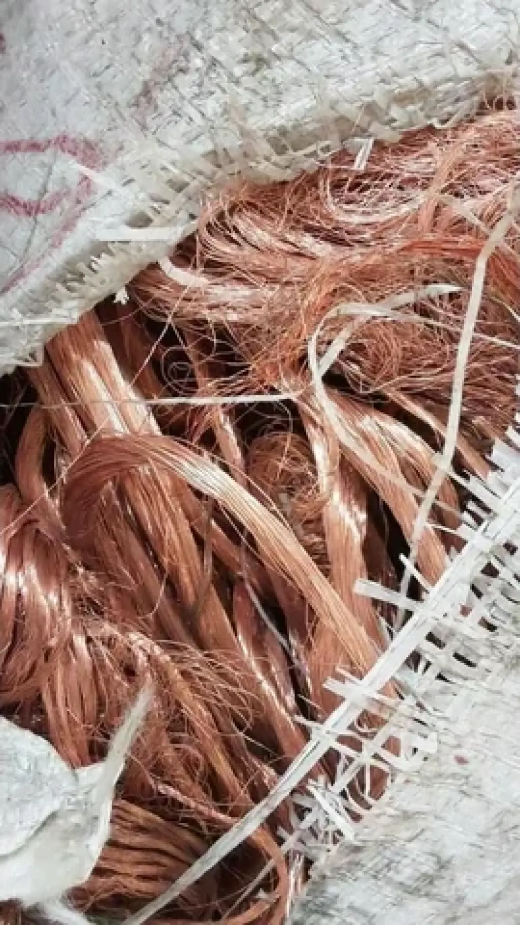 Copper wire scrap, (Millberry)