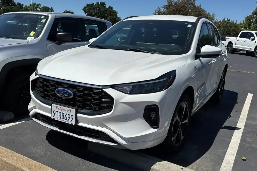 Ford Escape 2024 AWD ST-Line Select 4dr SUV