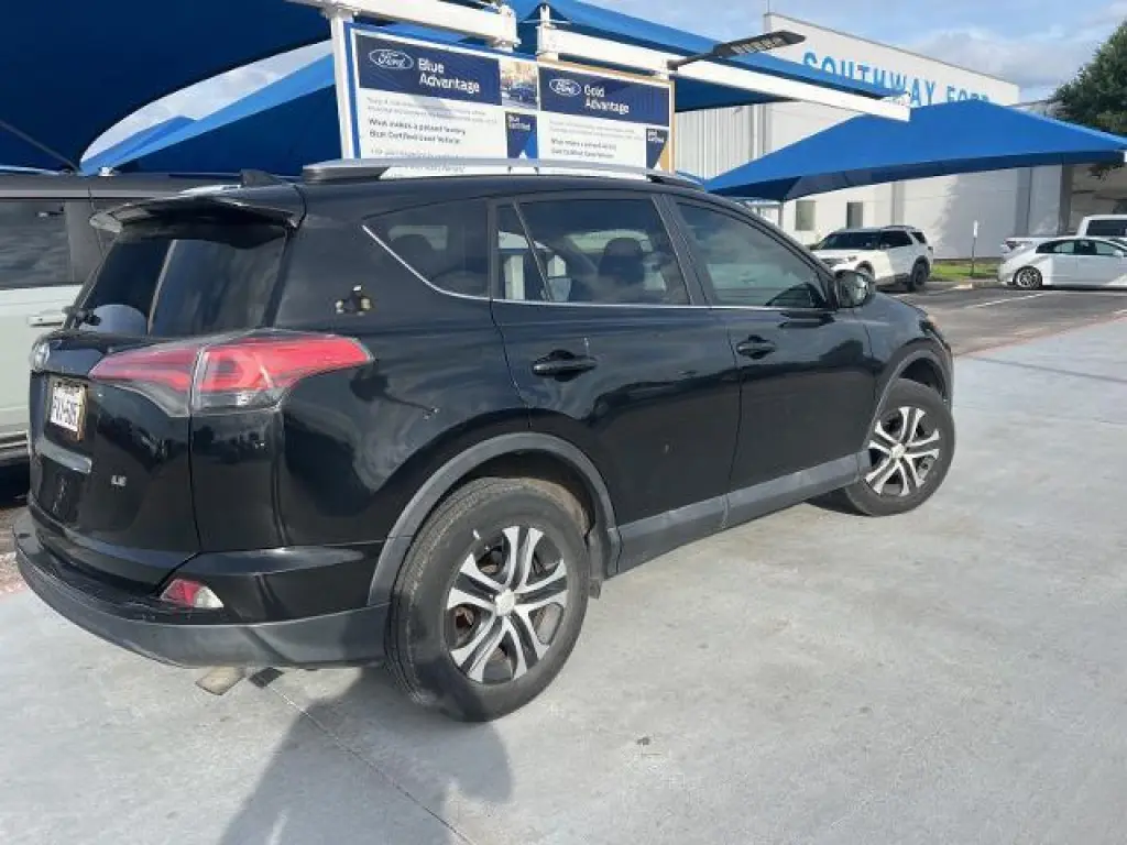 Toyota RAV4 2016 LE 4dr SUV