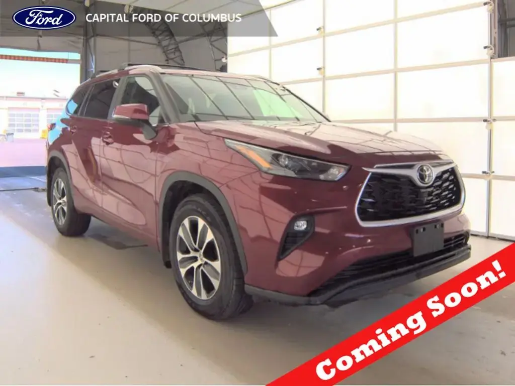 Toyota Highlander 2023 AWD LE 4dr SUV