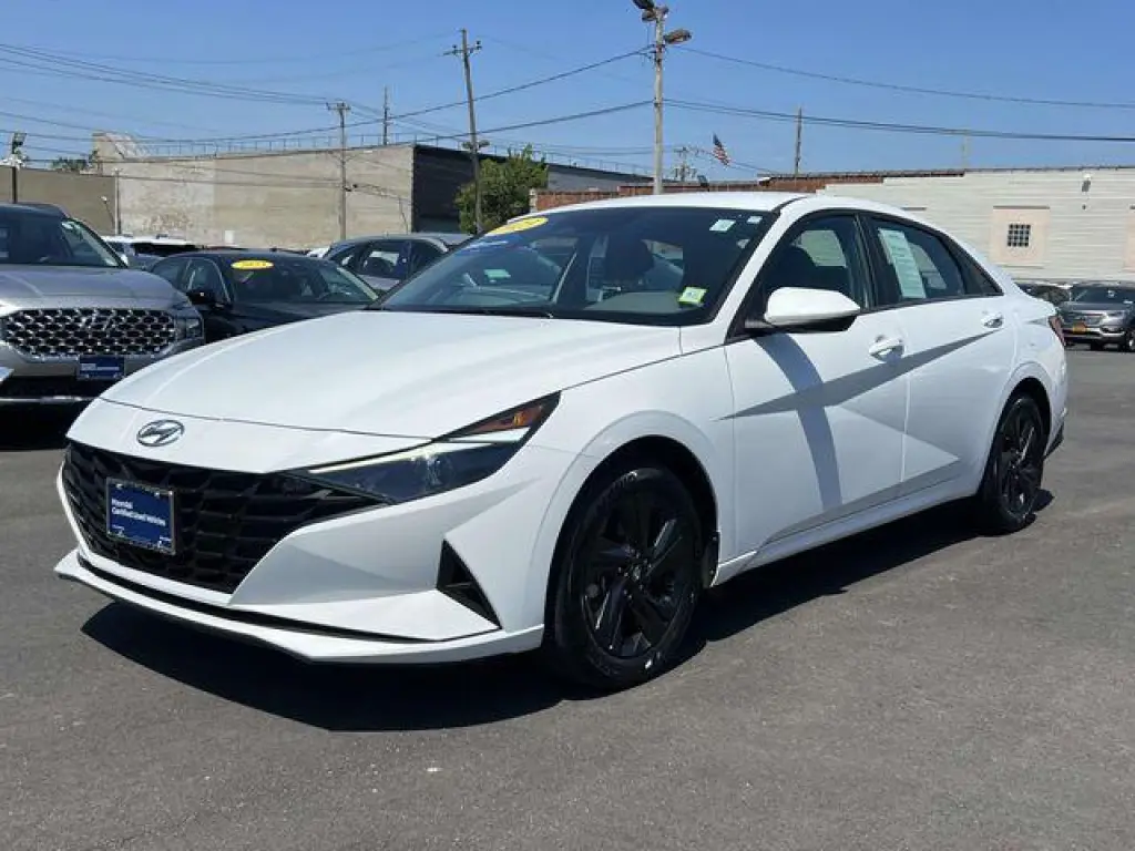 Hyundai ELANTRA 2023 SEL 4dr Sedan