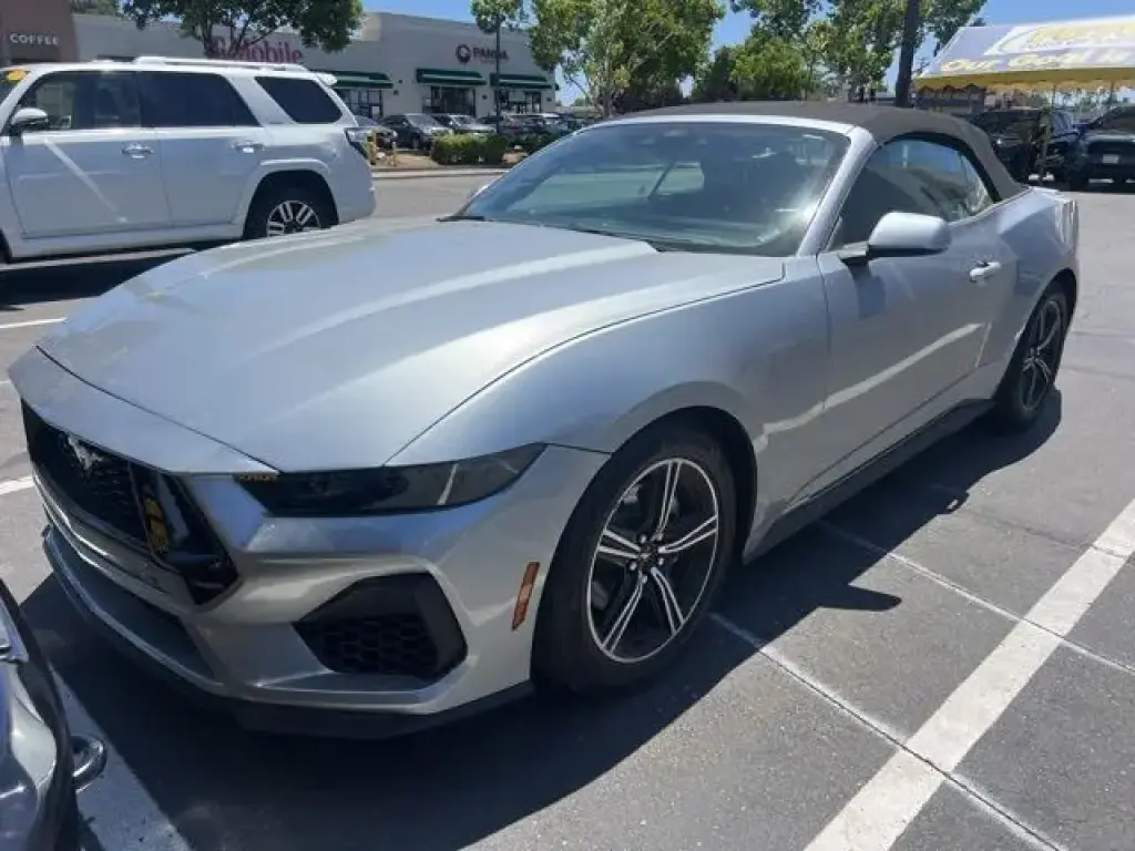 Ford Mustang 2025 EcoBoost 2dr Convertible