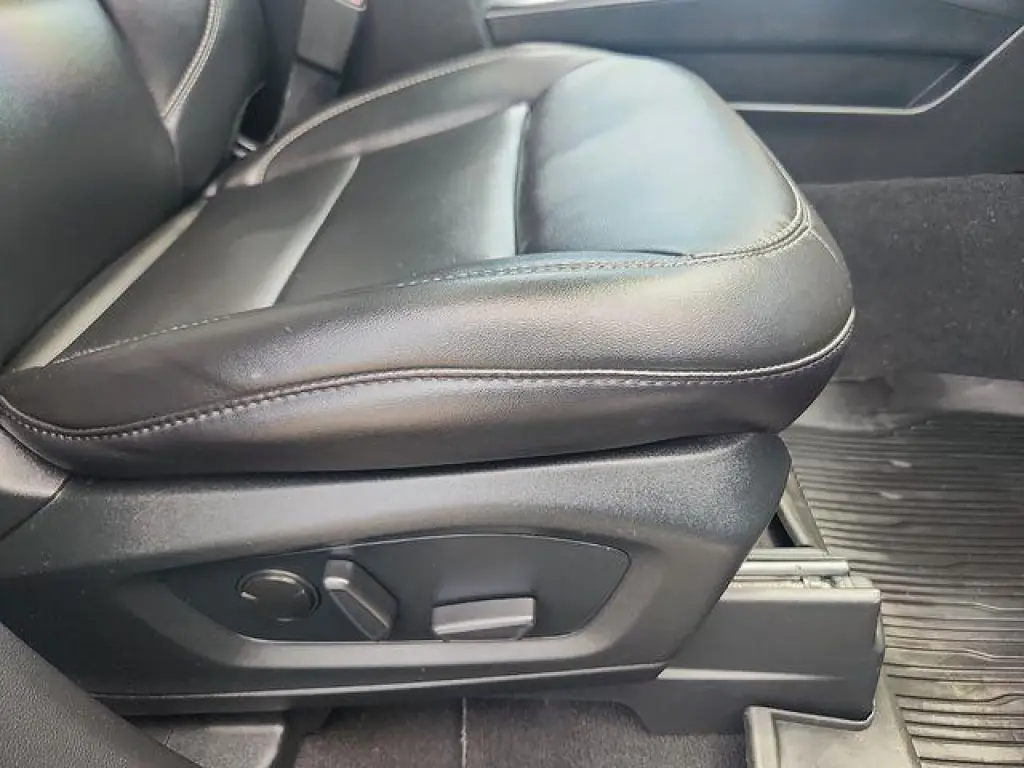 Ford Explorer 2023 AWD XLT 4dr SUV