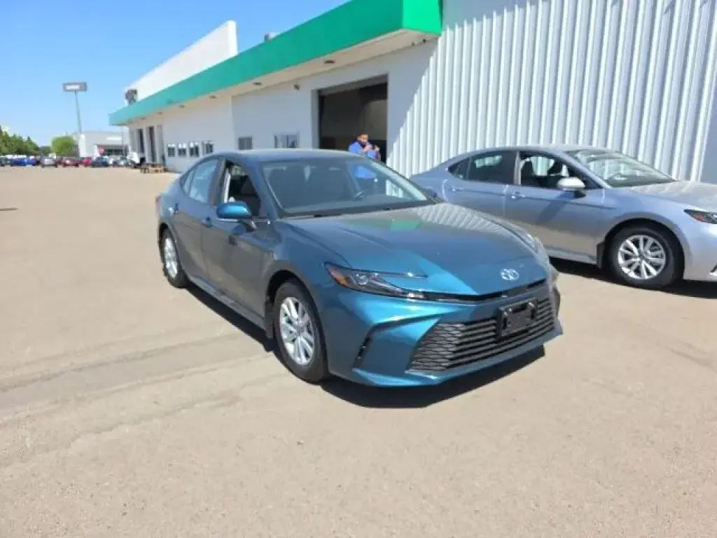 Toyota Camry 2026 SE 4dr Sedan
