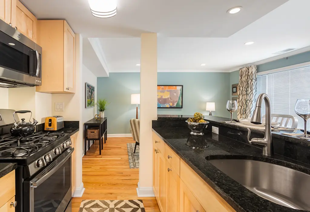 Propiedad en alquiler con 1 dormitorio y 1.5 baños en West Roxbury