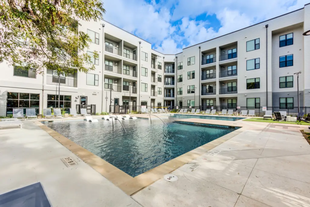 Propiedad en alquiler con 3 habitaciones y 2 baños en Austin